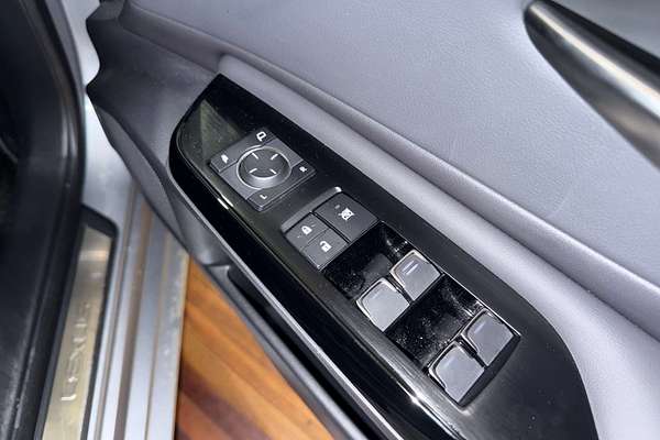2022 Lexus ES ES250 Luxury AXZA10R