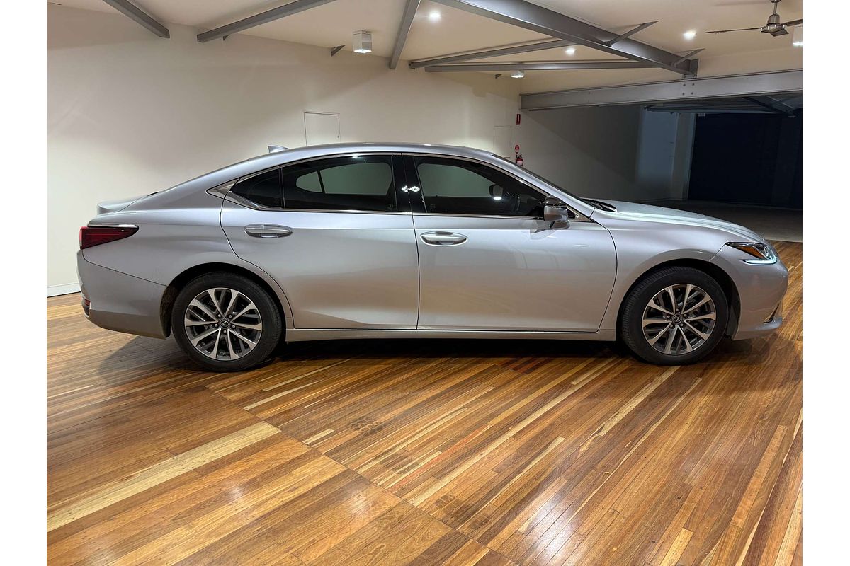 2022 Lexus ES ES250 Luxury AXZA10R