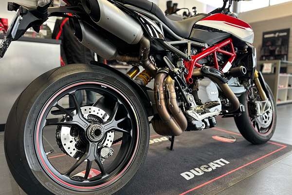 2022 Ducati HYPERMOTARD 950 SP