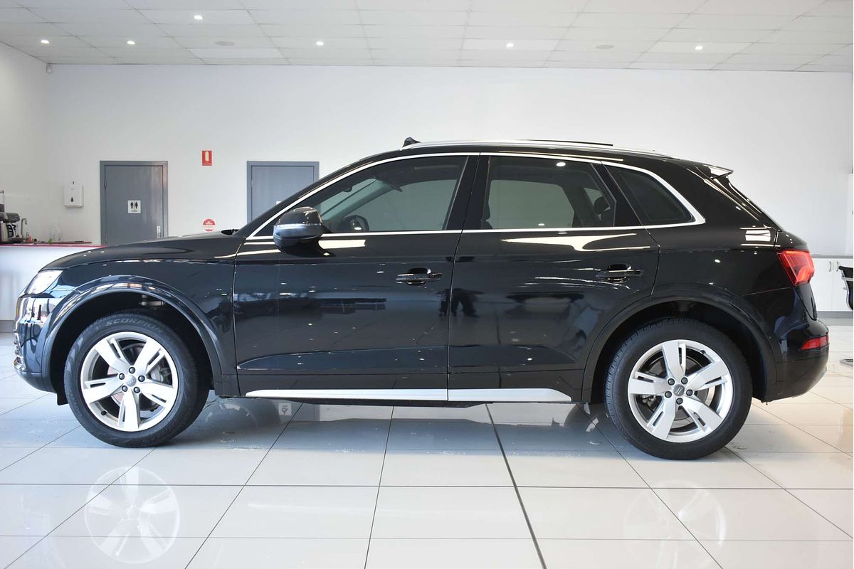 2018 Audi Q5 45 TFSI sport Black Edition FY