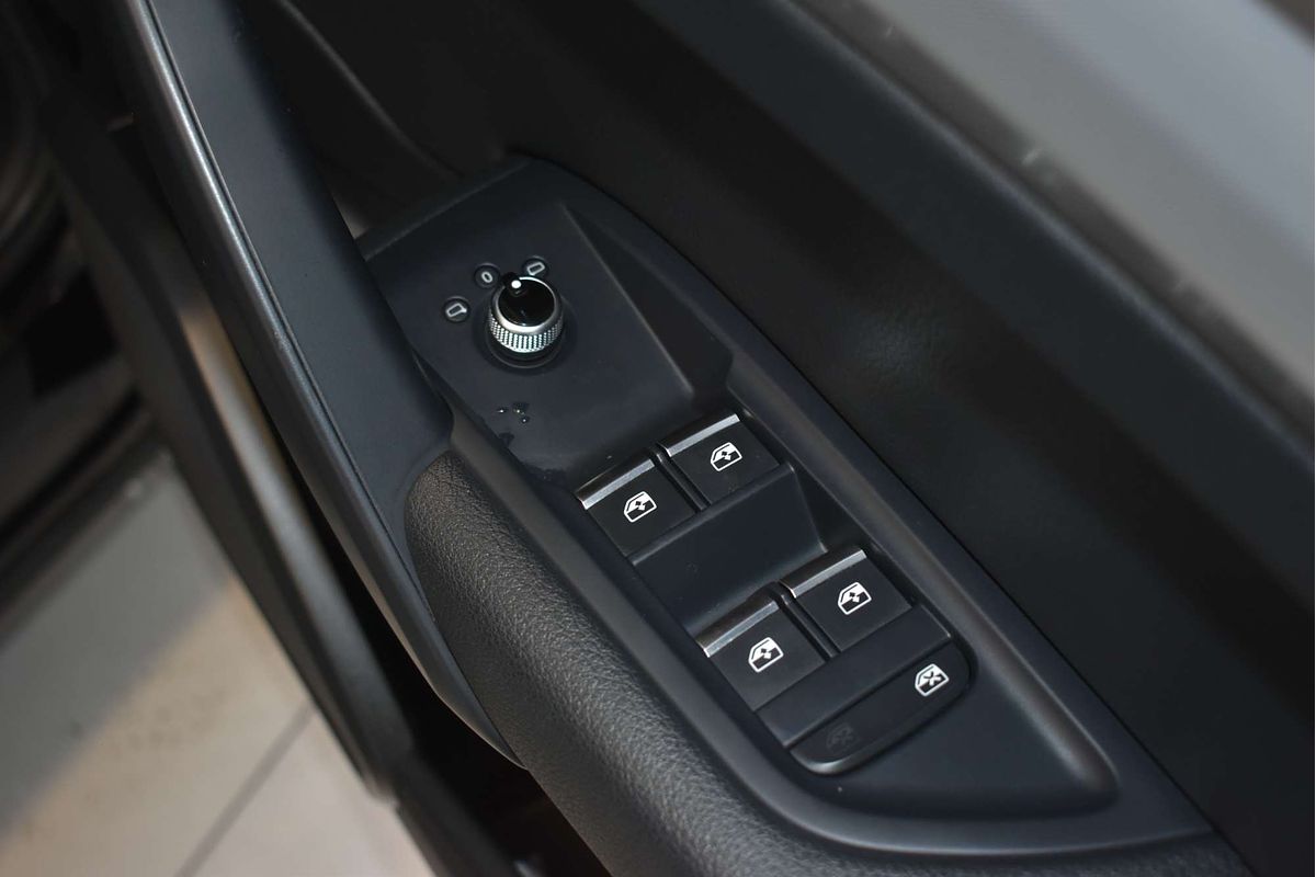 2018 Audi Q5 45 TFSI sport Black Edition FY