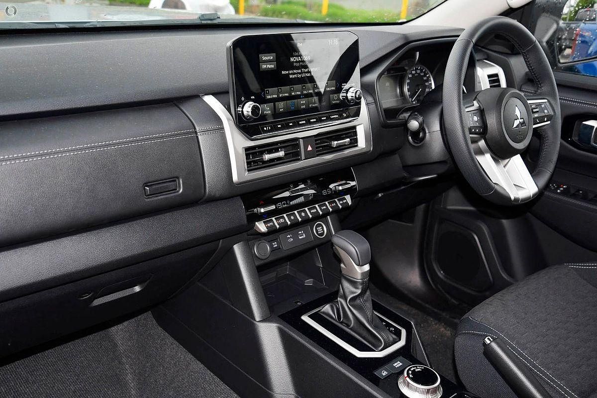 2024 Mitsubishi Triton GLS MV 4X4
