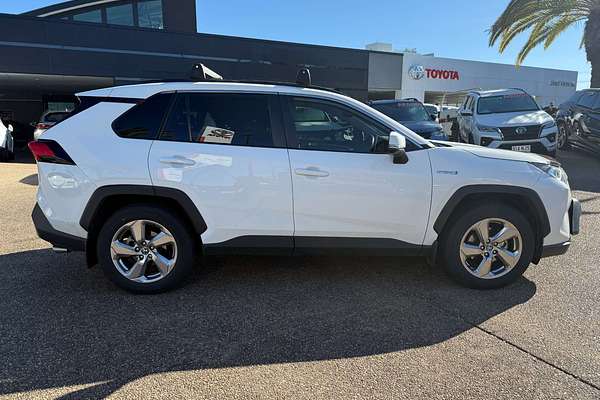 2020 Toyota RAV4 GXL AXAH54R