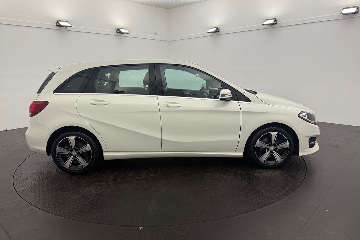 2017 Mercedes-Benz B-Class B180 W246