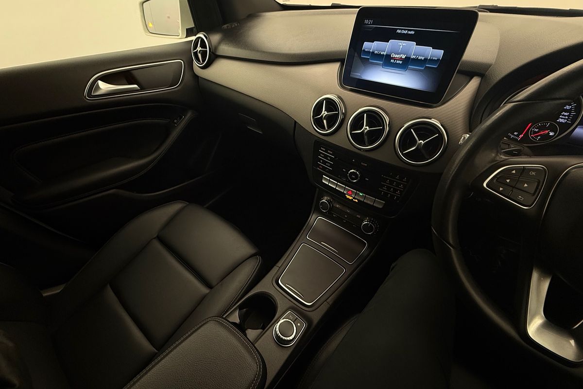 2017 Mercedes-Benz B-Class B180 W246