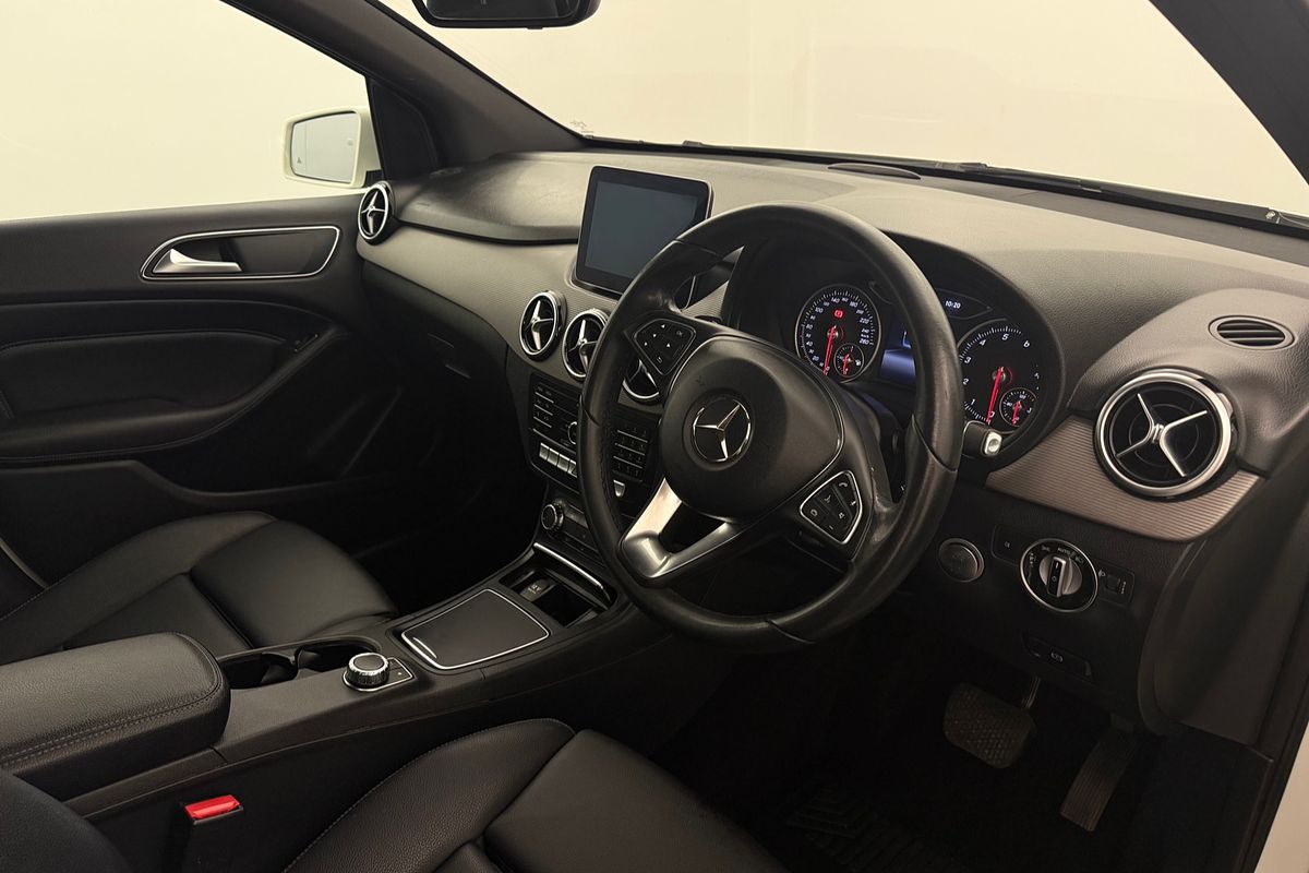 2017 Mercedes-Benz B-Class B180 W246