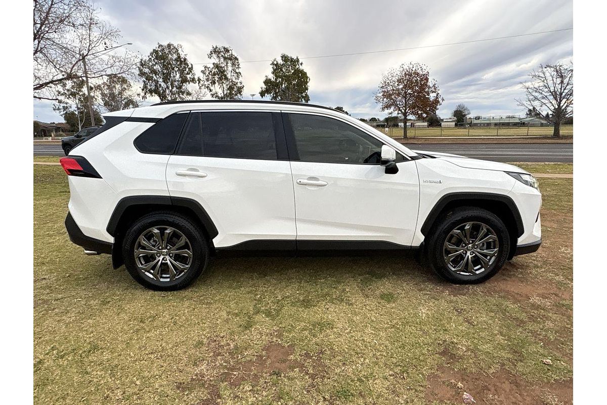 2022 Toyota RAV4 GXL AXAH52R