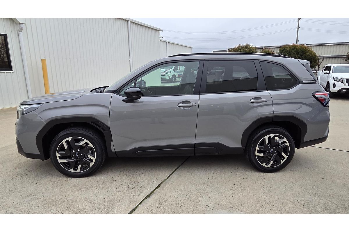 2025 Subaru Forester Touring S6