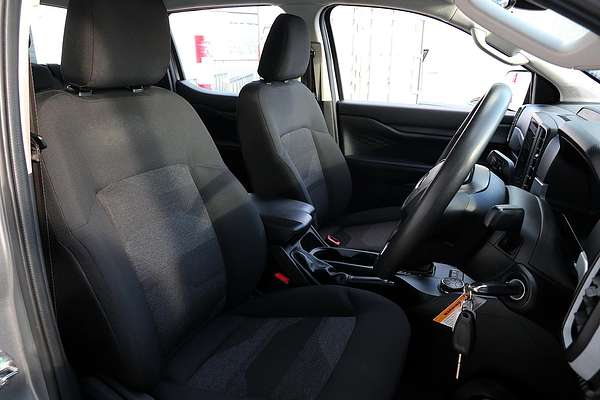2023 Ford Ranger XL 4X4 2.0L