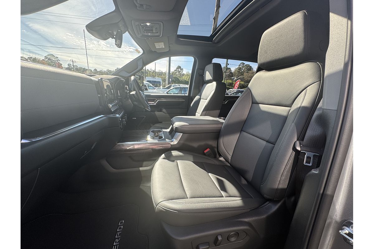 2025 Chevrolet Silverado HD LTZ Premium W/Tech Pack T1 4X4