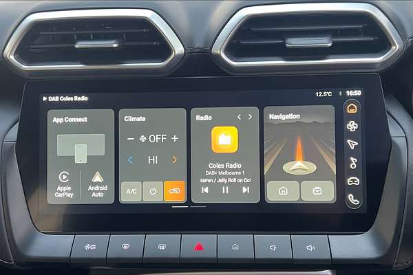2025 MG ZS Essence Hybrid+ ZS32