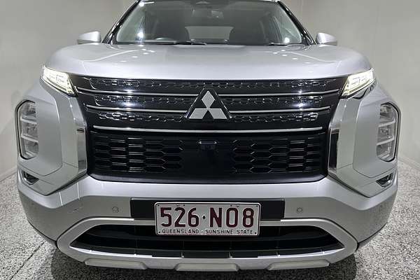 2023 Mitsubishi Outlander LS ZM