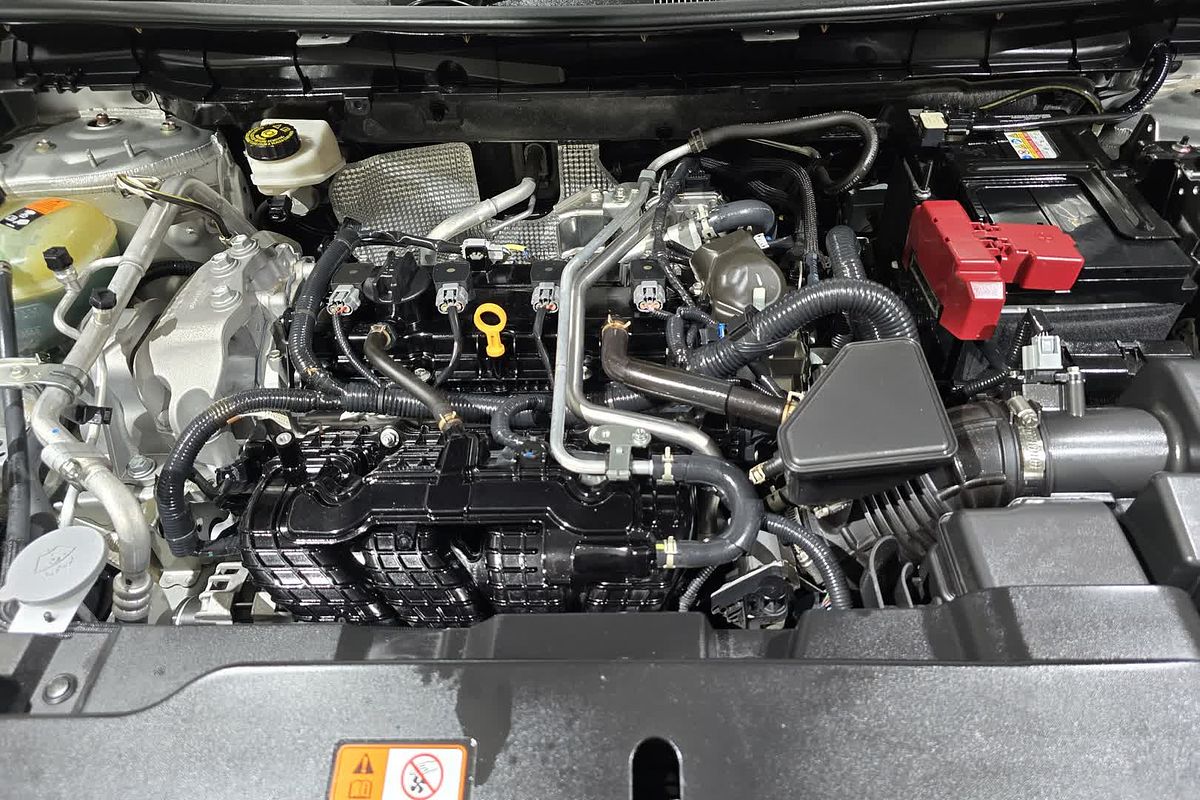2023 Mitsubishi Outlander LS ZM
