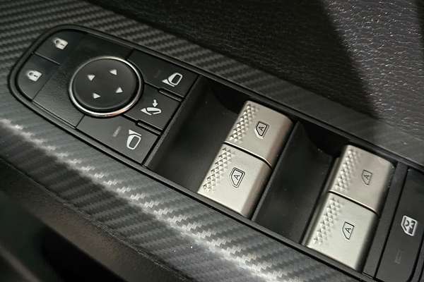 2023 Mitsubishi Outlander LS ZM