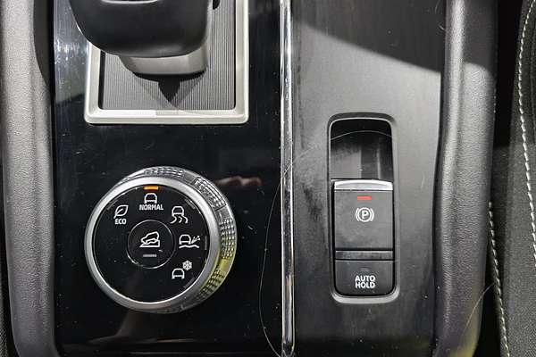 2023 Mitsubishi Outlander LS ZM