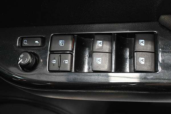 2020 Toyota Hilux SR5 GUN126R 4X4