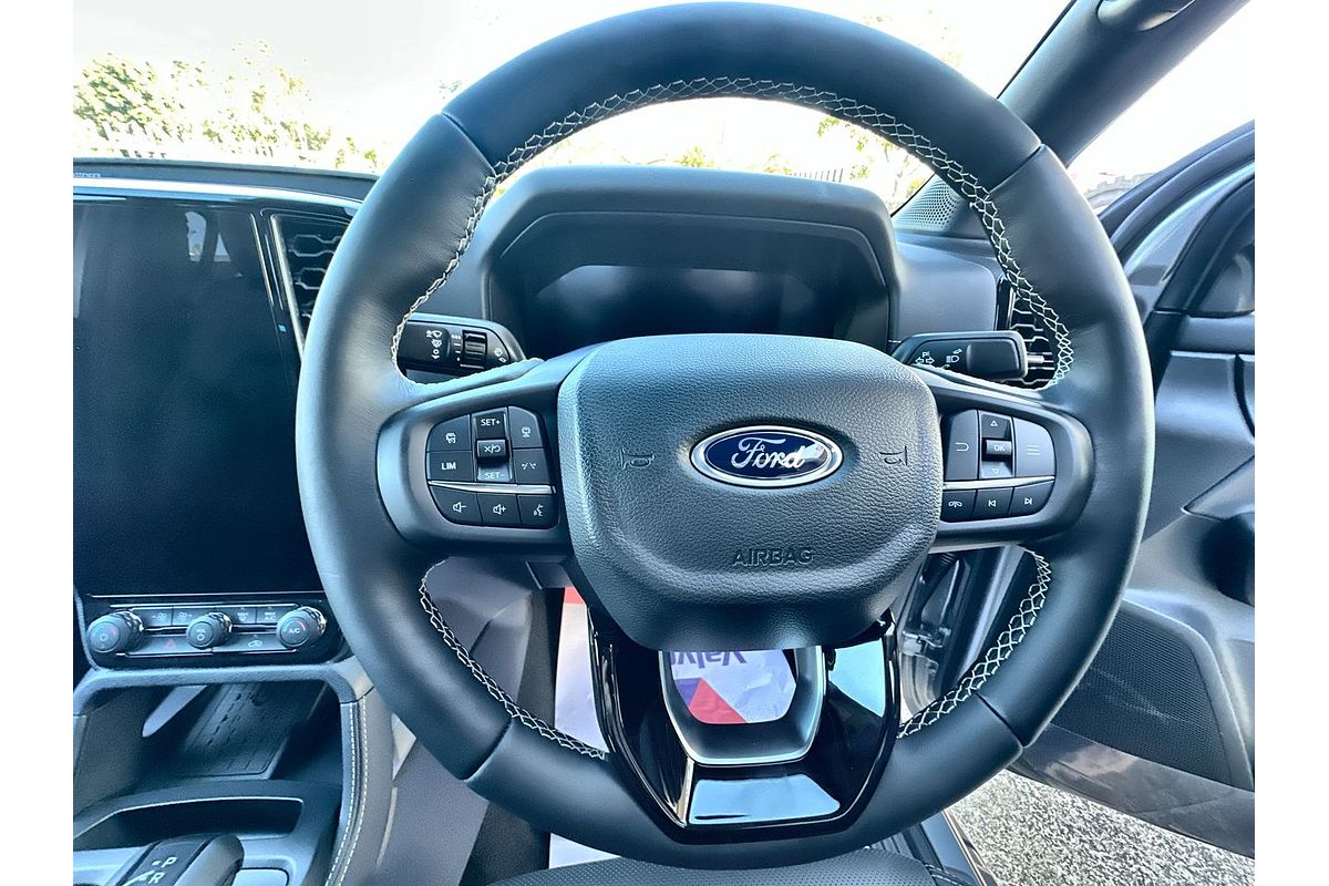 2025 Ford Ranger Platinum 4X4 3.0L