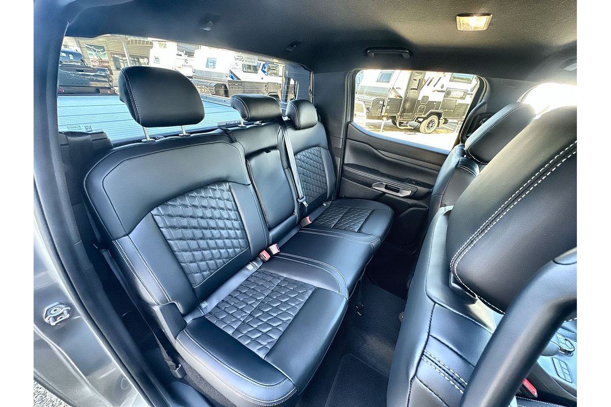 2025 Ford Ranger Platinum 4X4 3.0L