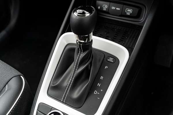 2025 Hyundai Venue Elite QX.V5