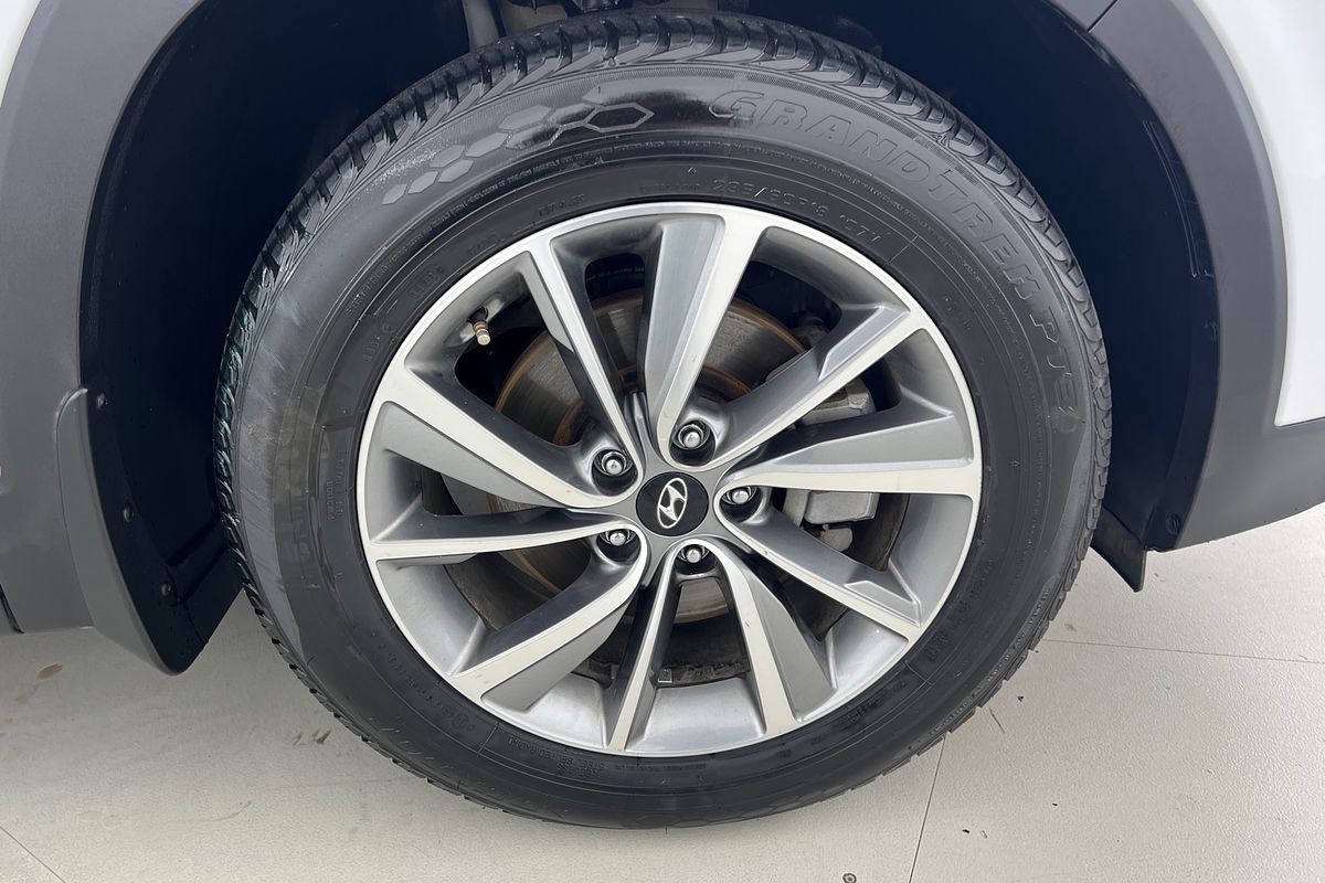 2018 Hyundai Santa Fe Elite TM