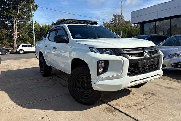 2019 Mitsubishi Triton GLX+ MR 4X4