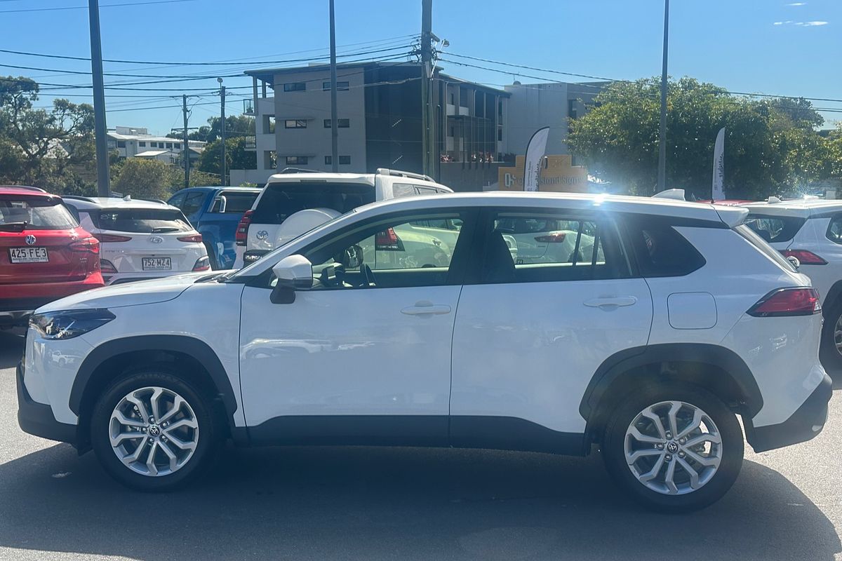 2024 Toyota Corolla Cross GX