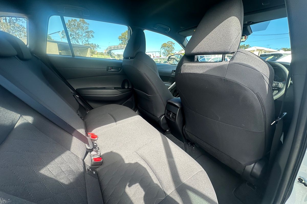 2024 Toyota Corolla Cross GX