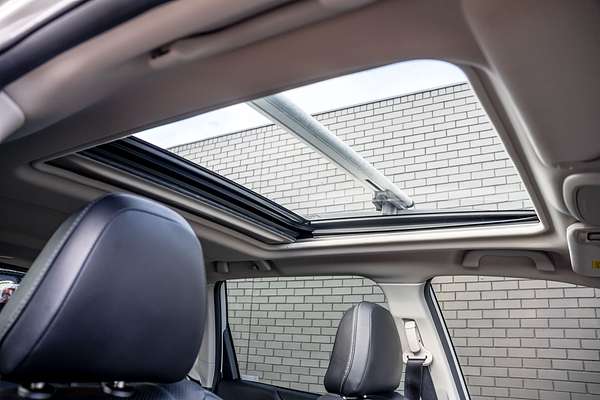 2020 Subaru Forester Hybrid S S5