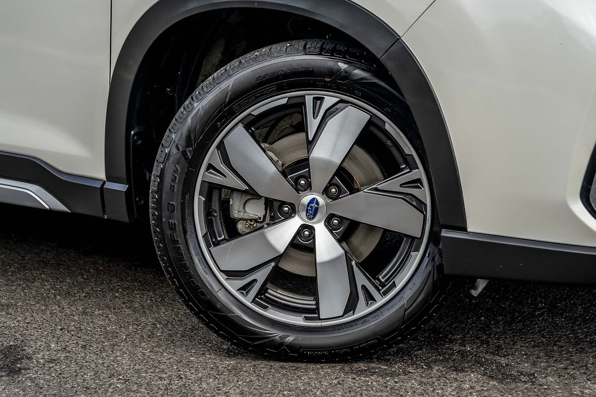 2020 Subaru Forester Hybrid S S5