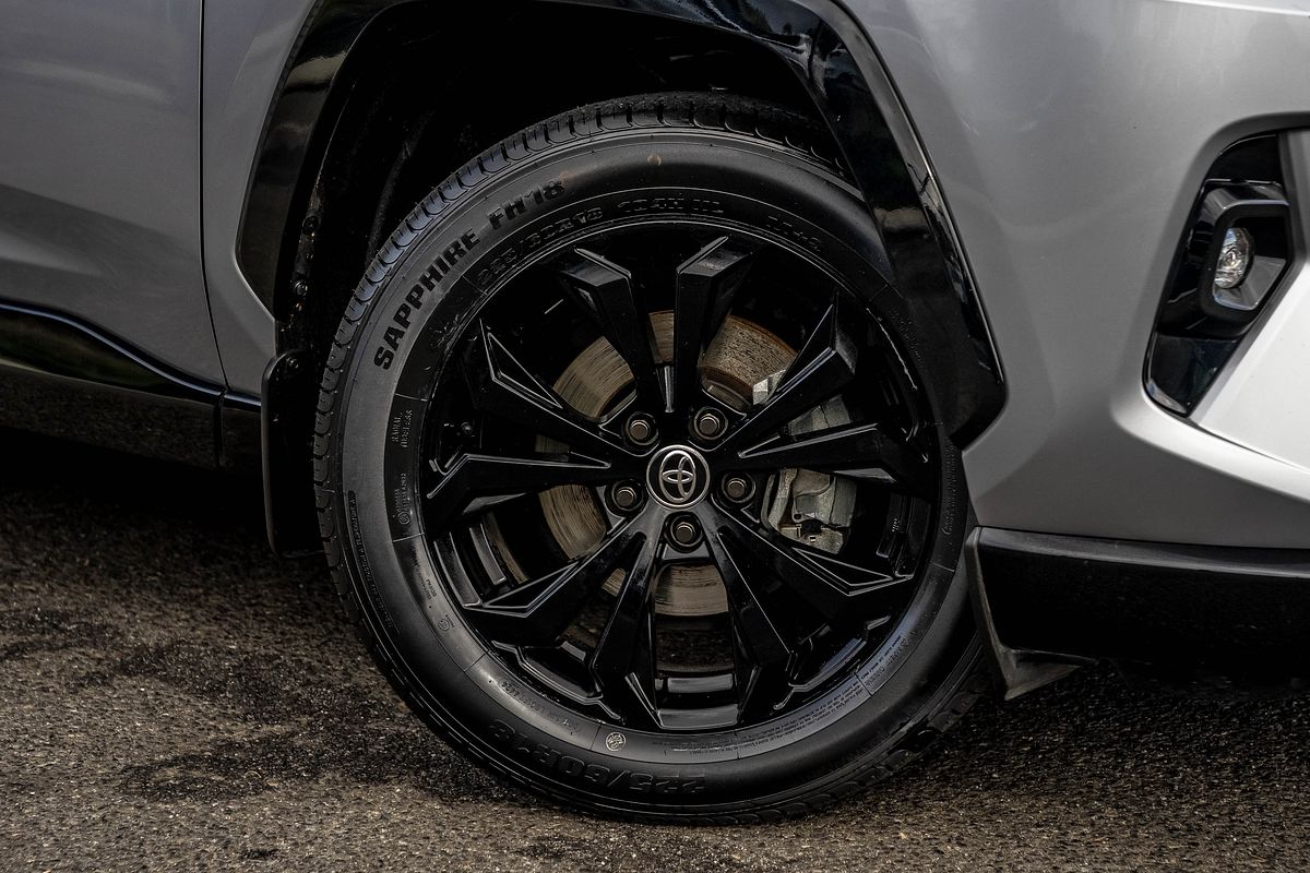 2021 Toyota RAV4 XSE AXAH52R