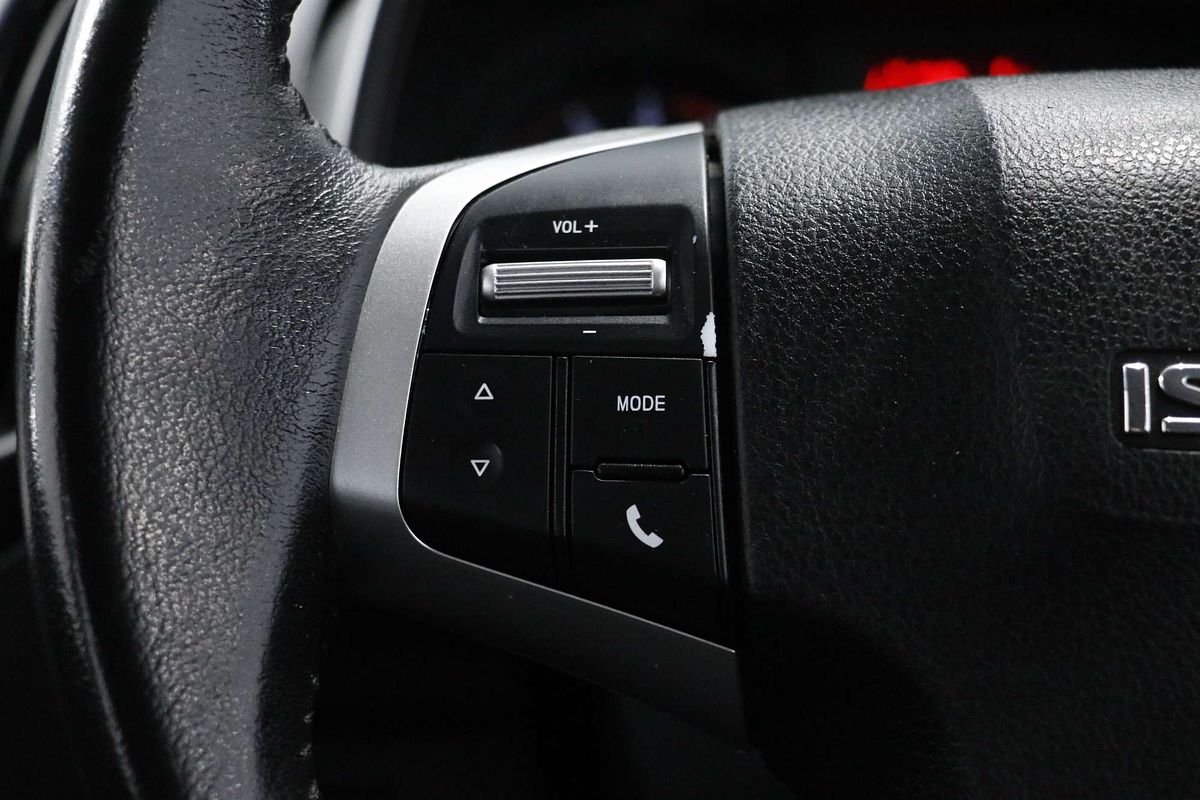 2020 Isuzu D-MAX SX High Ride Rear Wheel Drive