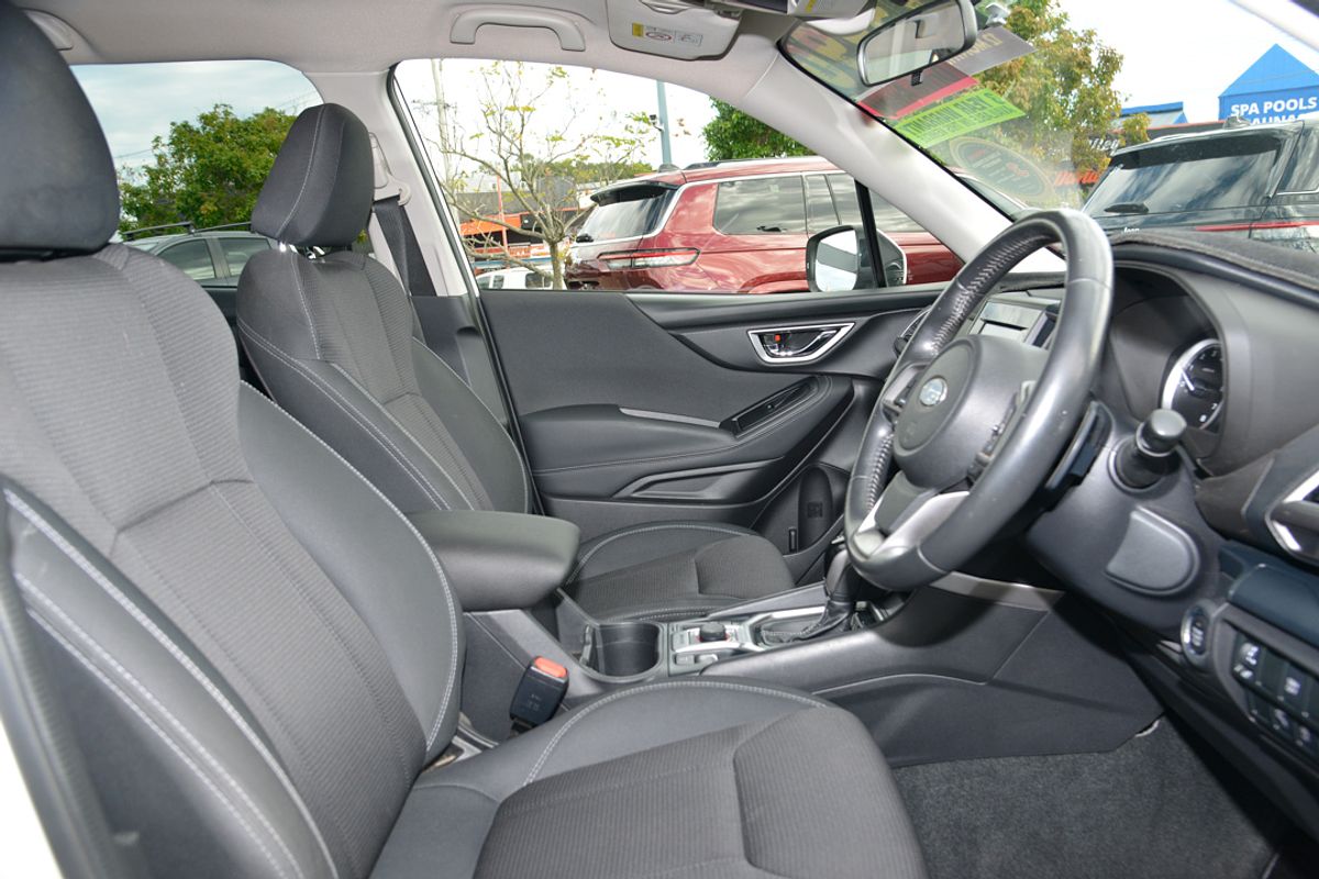2020 Subaru Forester 2.5i S5