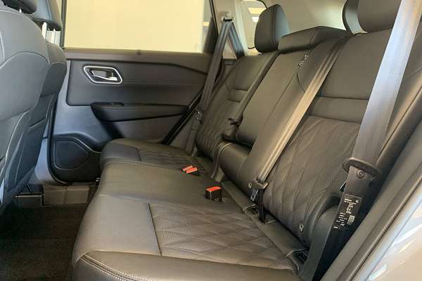 2025 Nissan X-TRAIL Ti-L T33
