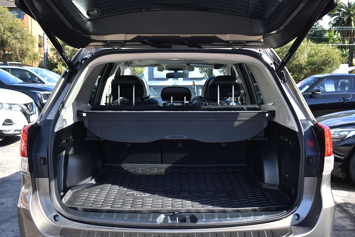 2019 Subaru Forester 2.5i-S S5