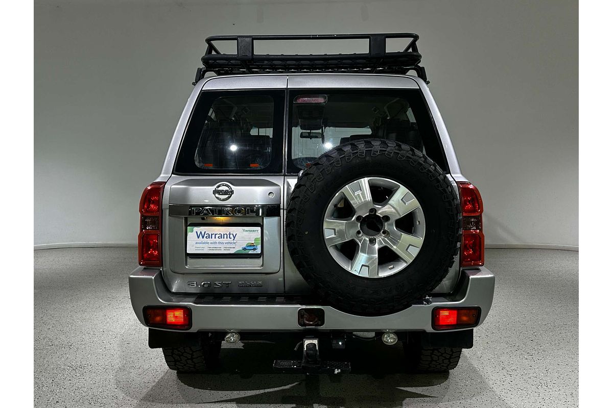 2013 Nissan Patrol ST Plus Y61