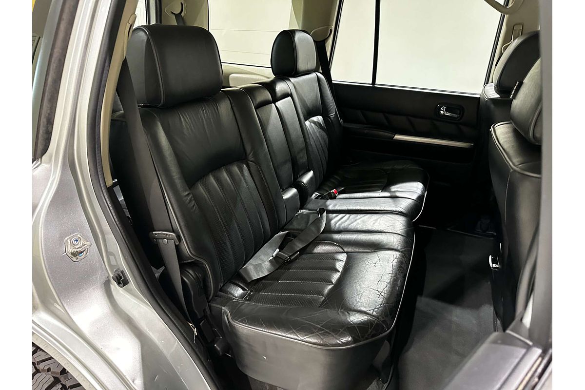 2013 Nissan Patrol ST Plus Y61