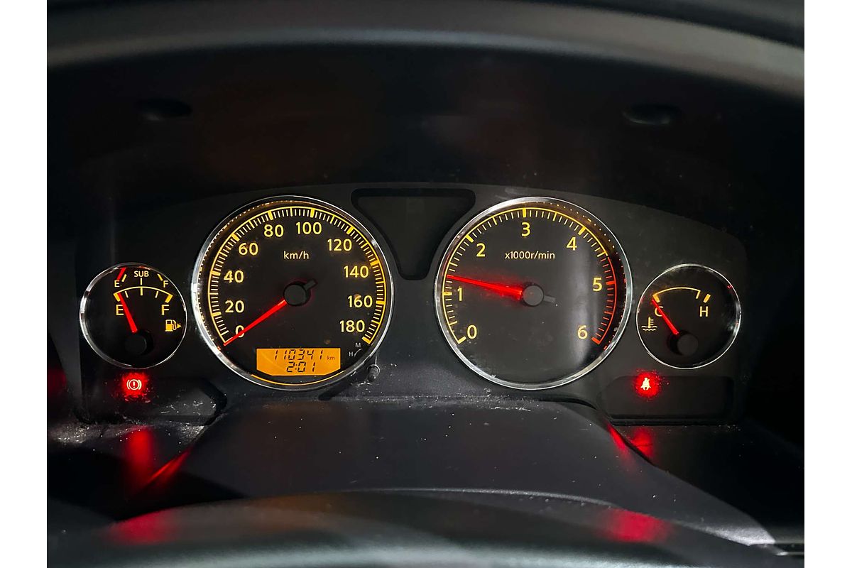 2013 Nissan Patrol ST Plus Y61