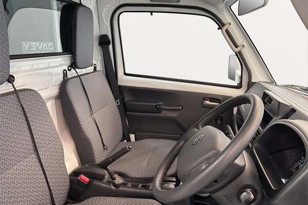 2018 Suzuki Carry KC Special 4WD DA16T