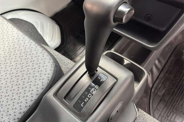 2018 Suzuki Carry KC Special 4WD DA16T