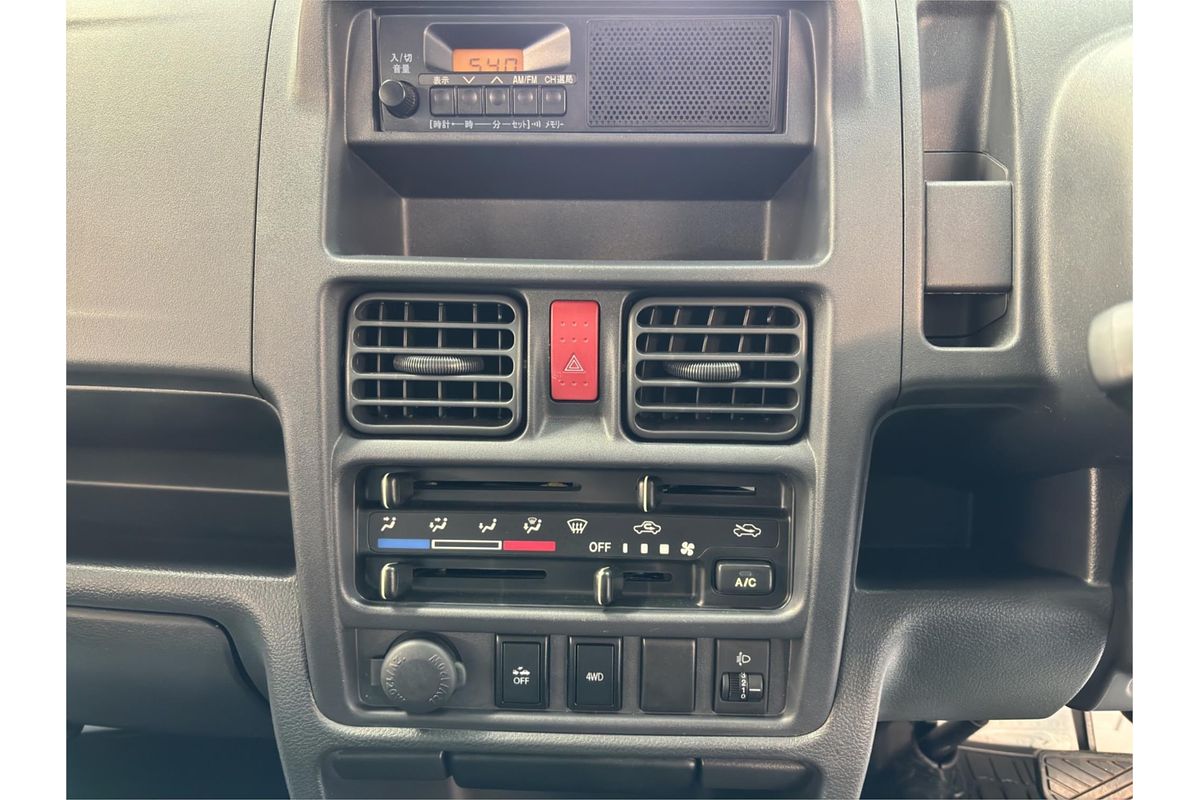 2018 Suzuki Carry KC Special 4WD DA16T