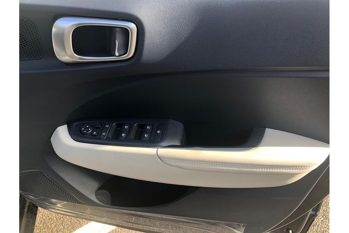 2025 Hyundai Venue Elite QX.V5