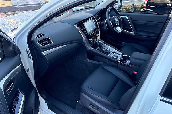 2025 Mitsubishi Pajero Sport GLS QG