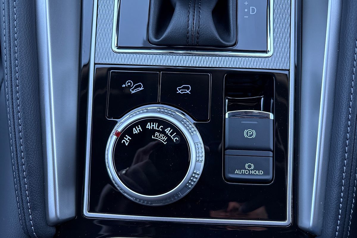 2025 Mitsubishi Pajero Sport GLS QG