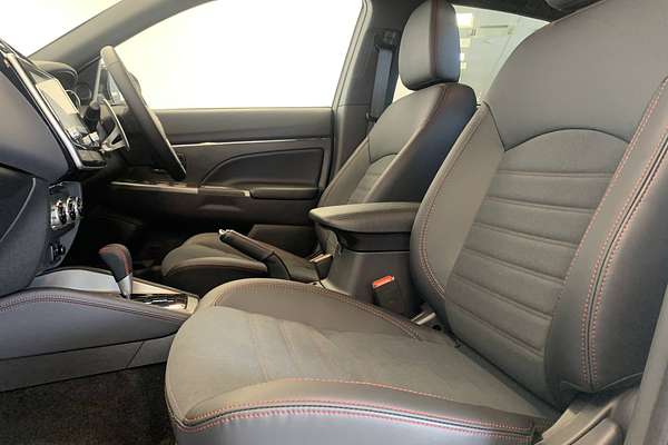 2024 Mitsubishi ASX GSR XD