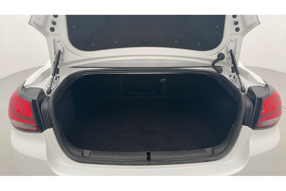 2016 Holden Commodore SV6 Black VF Series II