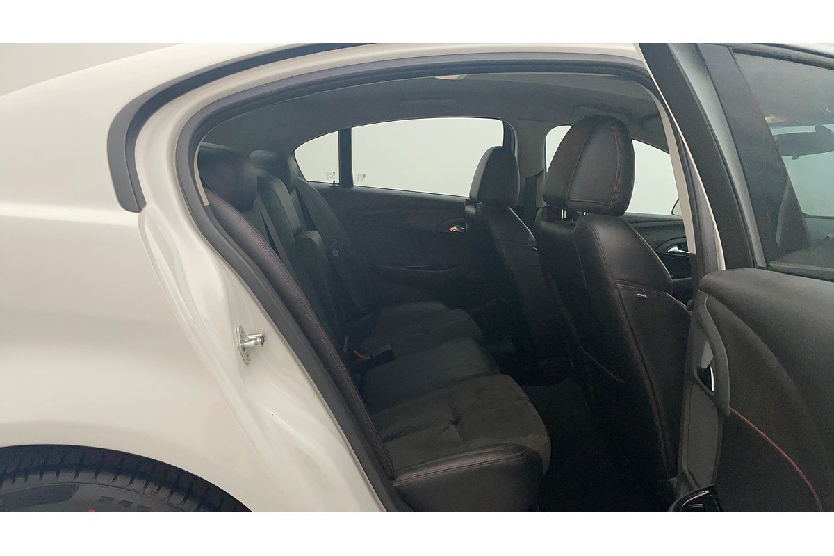 2016 Holden Commodore SV6 Black VF Series II