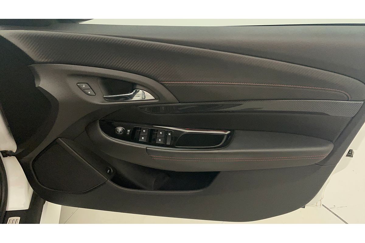 2016 Holden Commodore SV6 Black VF Series II
