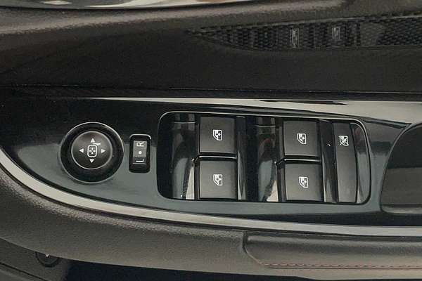 2016 Holden Commodore SV6 Black VF Series II