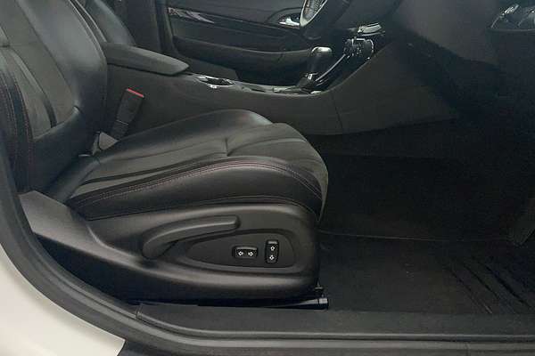 2016 Holden Commodore SV6 Black VF Series II
