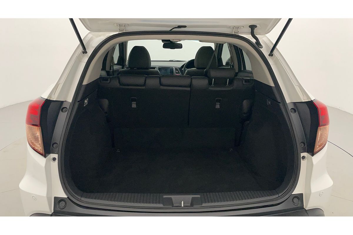 2016 Honda HR-V VTi-L